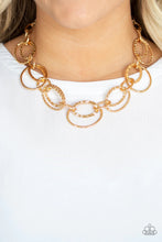 Load image into Gallery viewer, Bend Oval Backwards Gold Necklace
