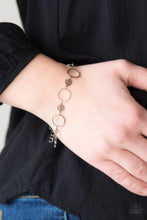 Load image into Gallery viewer, Dainty Delicacy Black Bracelet