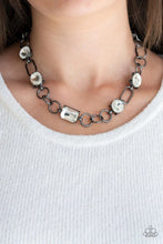 Load image into Gallery viewer, Urban District Black  Necklace