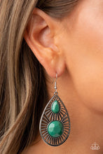 Load image into Gallery viewer, Prima Donna DIVA Green Earrings