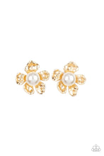 Load image into Gallery viewer, Apple Blossom Pearls Gold Post Earrings