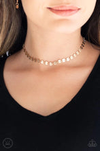 Load image into Gallery viewer, Summer Spotlight Gold Choker