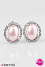 Load image into Gallery viewer, Top Class Shimmer Pink Clip On Earrings