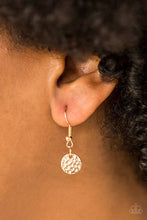Load image into Gallery viewer, The Bold Standard Gold Necklace