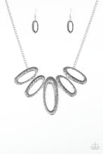 Load image into Gallery viewer, Easy Tigress Silver Necklace