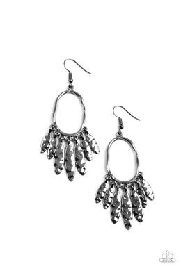 Artisan Aria Black Earrings
