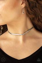 Load image into Gallery viewer, Serpentine Sheen Silver Choker