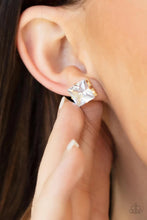 Load image into Gallery viewer, Times Square Timeless Gold Post Earrings