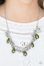 Load image into Gallery viewer, Party Favor Green Necklace