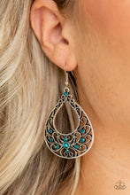 Load image into Gallery viewer, Vine Shine Blue Earrings