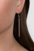 Load image into Gallery viewer, Trailblazing Talisman Green Necklace