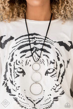Load image into Gallery viewer, Curvy Couture Silver Necklace