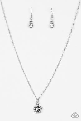 Boho Botanical White Necklace