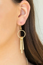 Load image into Gallery viewer, Metallic Mane Gold Necklace