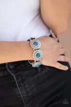 Load image into Gallery viewer, Bountiful Blossoms Blue Bracelet