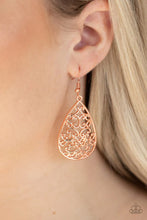 Load image into Gallery viewer, Divine Vine Copper Earrings