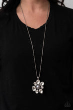 Load image into Gallery viewer, Bloom Shaka-Laka Silver Necklace
