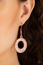 Load image into Gallery viewer, Mildly Metro Copper Necklace