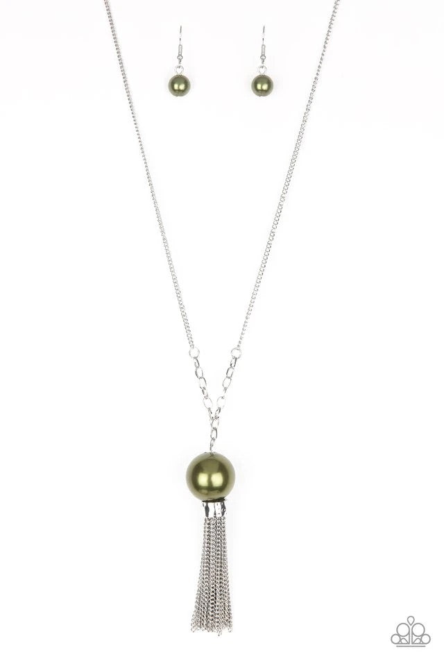 Belle of the Ballroom Green Necklace