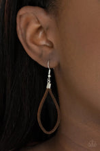 Load image into Gallery viewer, Homespun Artifact Brown Necklace