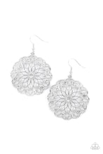 Load image into Gallery viewer, Posy Proposal White Earrings