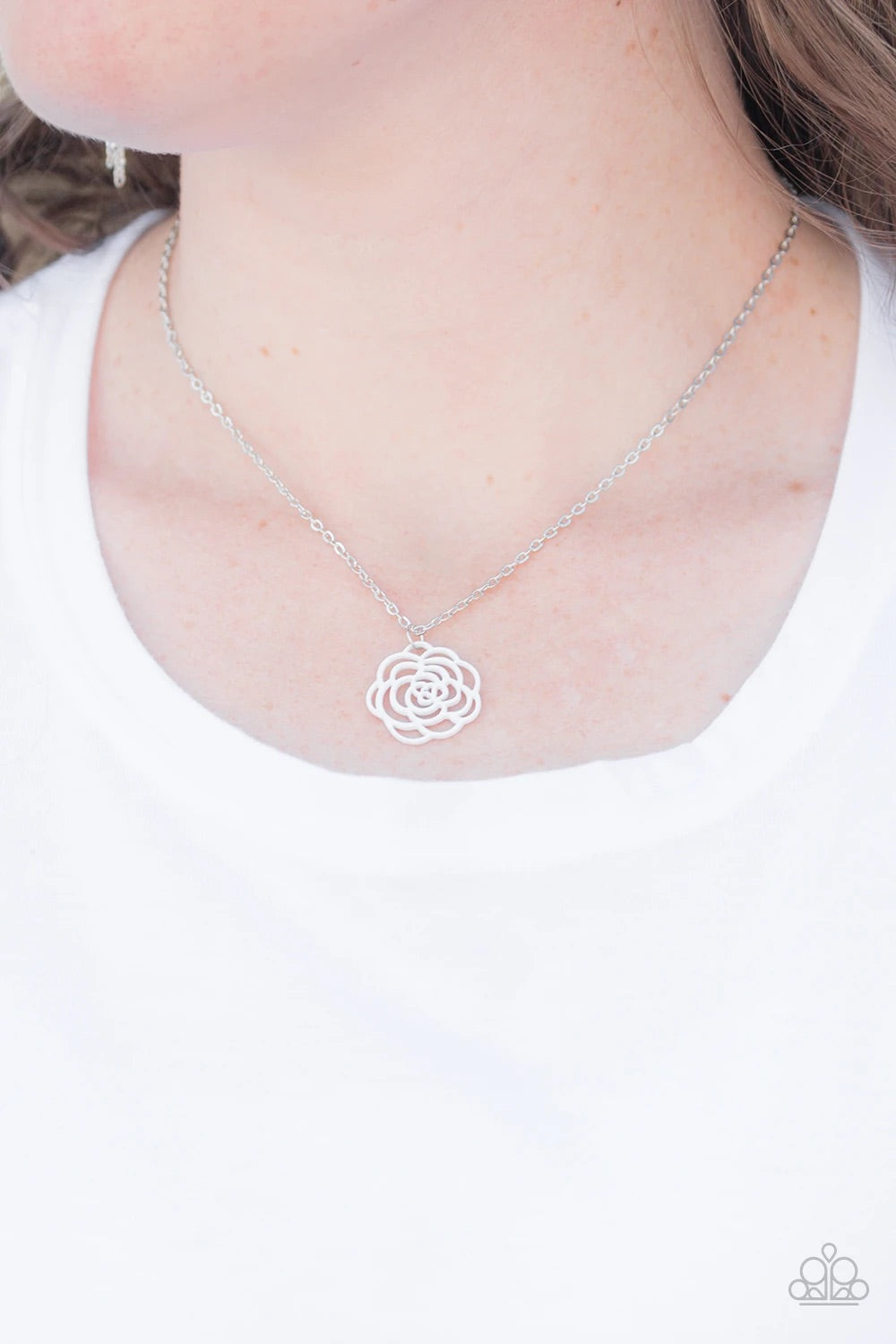 Blossom Bliss White Necklace