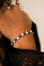 Load image into Gallery viewer, Last Glam Standing Black Bracelet