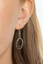 Load image into Gallery viewer, Elliptical Effervescence Orange Necklace