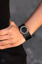 Load image into Gallery viewer, Rebel Razzle Black Wrap