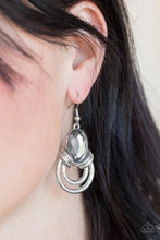 Load image into Gallery viewer, Real Queen Silver Earrings
