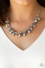 Load image into Gallery viewer, Duchess Royale Silver Necklace