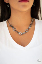 Load image into Gallery viewer, Move It On Over Black Necklace
