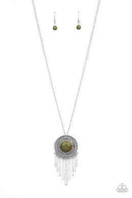 Born Voyager Green Necklace