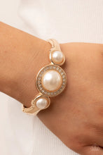 Load image into Gallery viewer, Debutante Daydream Gold Hinged Bracelet