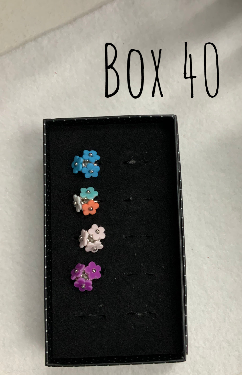 Starlet Shimmer Flower Cluster Rings Box 40