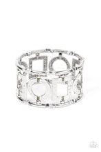 Load image into Gallery viewer, Framed and Fabulous Green Bracelet