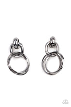 Load image into Gallery viewer, Dynamically Linked Black Earrings