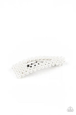 Pearl Persuasion White Hair Clip