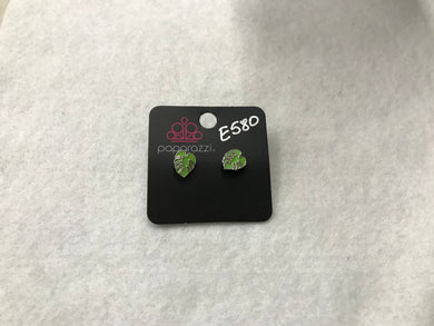 Starlet Shimmer Palm Leaf Green Earrings #580