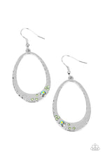 Load image into Gallery viewer, Seafoam Shimmer Green Earrings