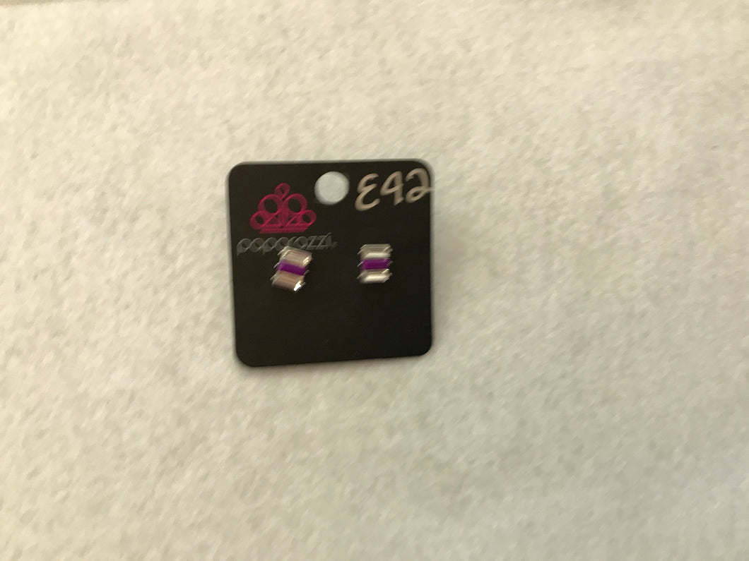 Starlet Shimmer Tri Fold w/Baguettes Purple Earrings #92