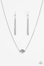 Load image into Gallery viewer, Treetop Trend Silver Necklace