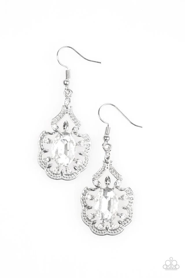 Chicly Courtesan White Earrings