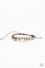 Load image into Gallery viewer, Trendy Tourist White Urban Bracelet