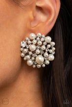 Load image into Gallery viewer, Head To Toe Twinkle White Clip On Earrings