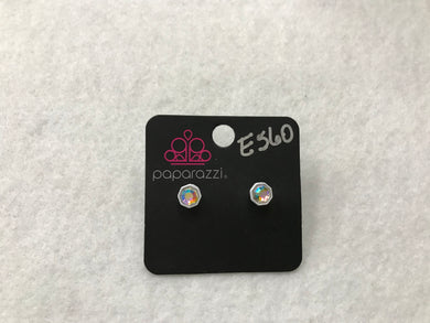 Starlet Shimmer Iridescence Gem In White Frame #560