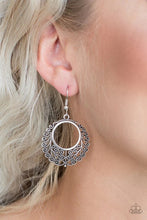 Load image into Gallery viewer, Grapevine Glamorous Silver Earrings