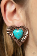 Load image into Gallery viewer, Rustic Romance Copper Post Earrings