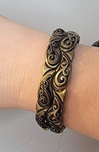 Load image into Gallery viewer, Paisley Portico Brass Bracelet