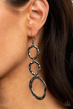 Load image into Gallery viewer, So Oval It Black Earrings